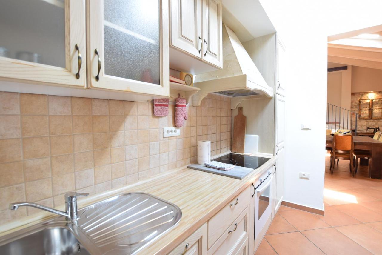 Saison Openning Prices Luxury Villa Nini With Fireplace, Private Pool, Bikes, Barbecue And Much More Poreč Eksteriør bilde
